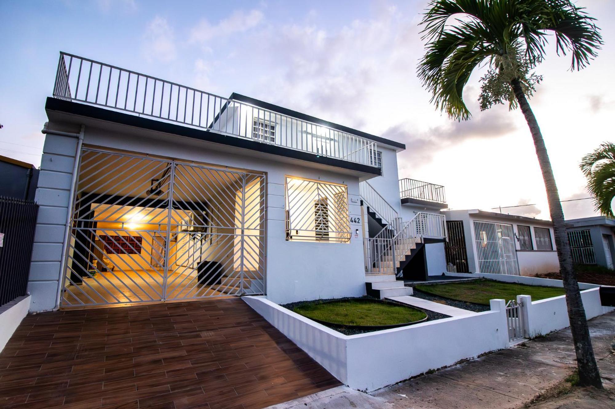 Entire Vacation Home In San Juan - Fits 10 Екстер'єр фото