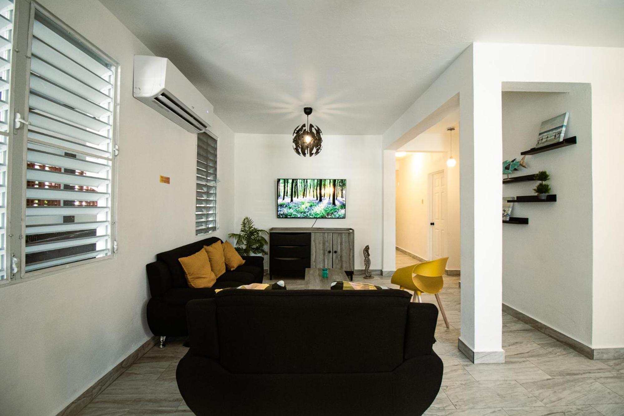 Entire Vacation Home In San Juan - Fits 10 Екстер'єр фото