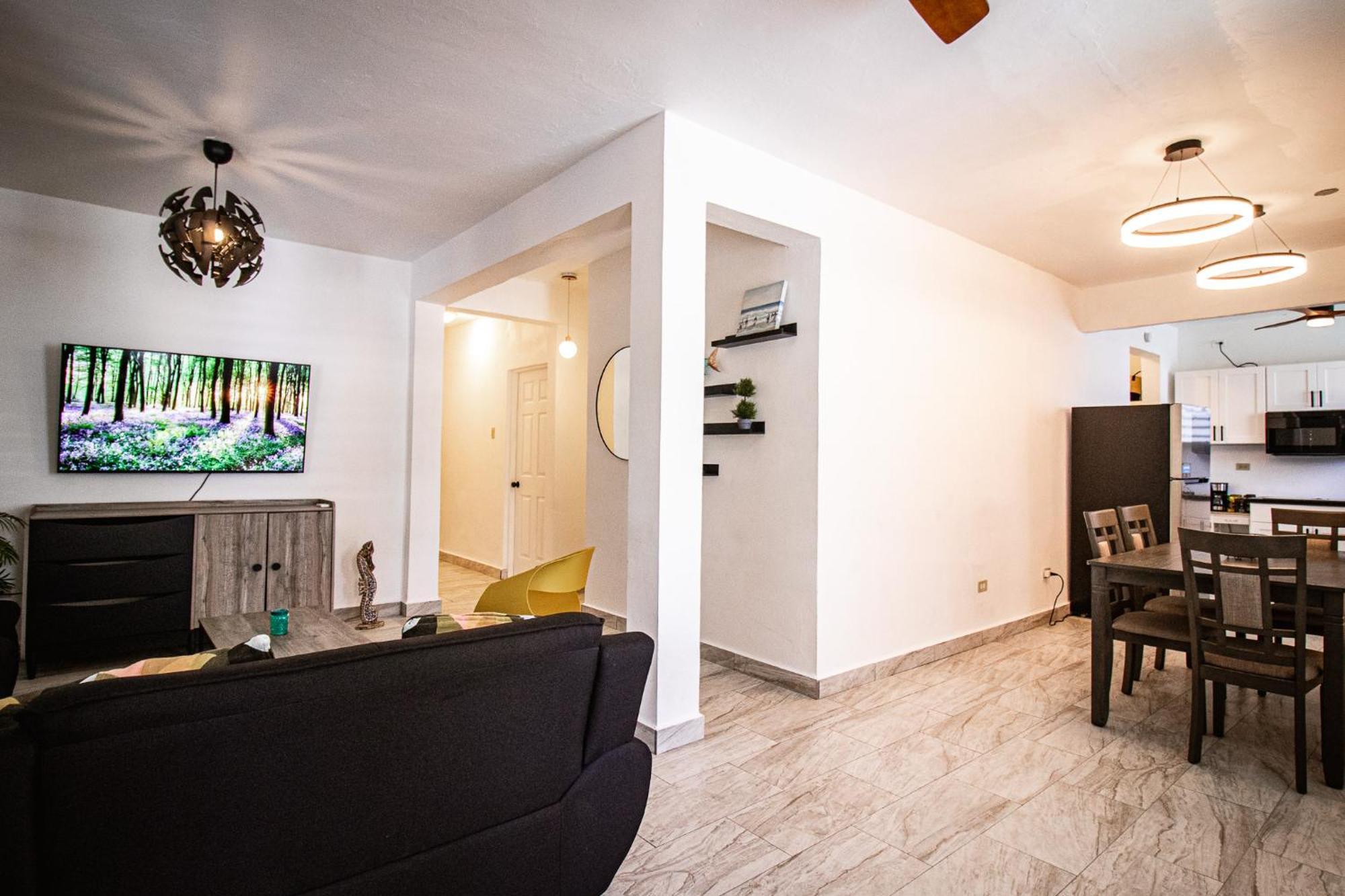 Entire Vacation Home In San Juan - Fits 10 Екстер'єр фото