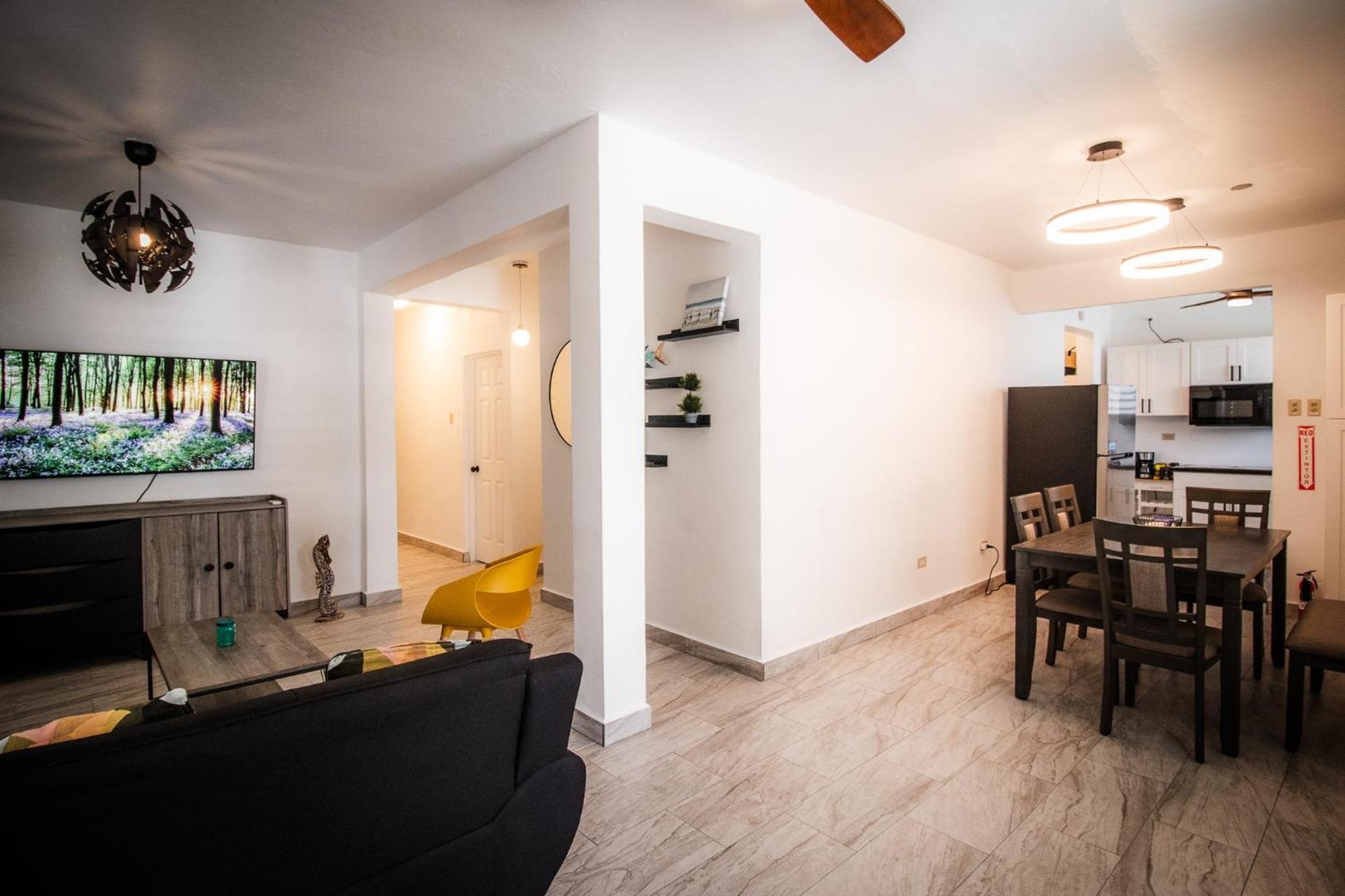 Entire Vacation Home In San Juan - Fits 10 Екстер'єр фото